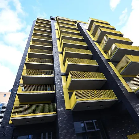 Comfortable 2 Bedroom Flat With Great View Near Canary Wharf London Exterior photo